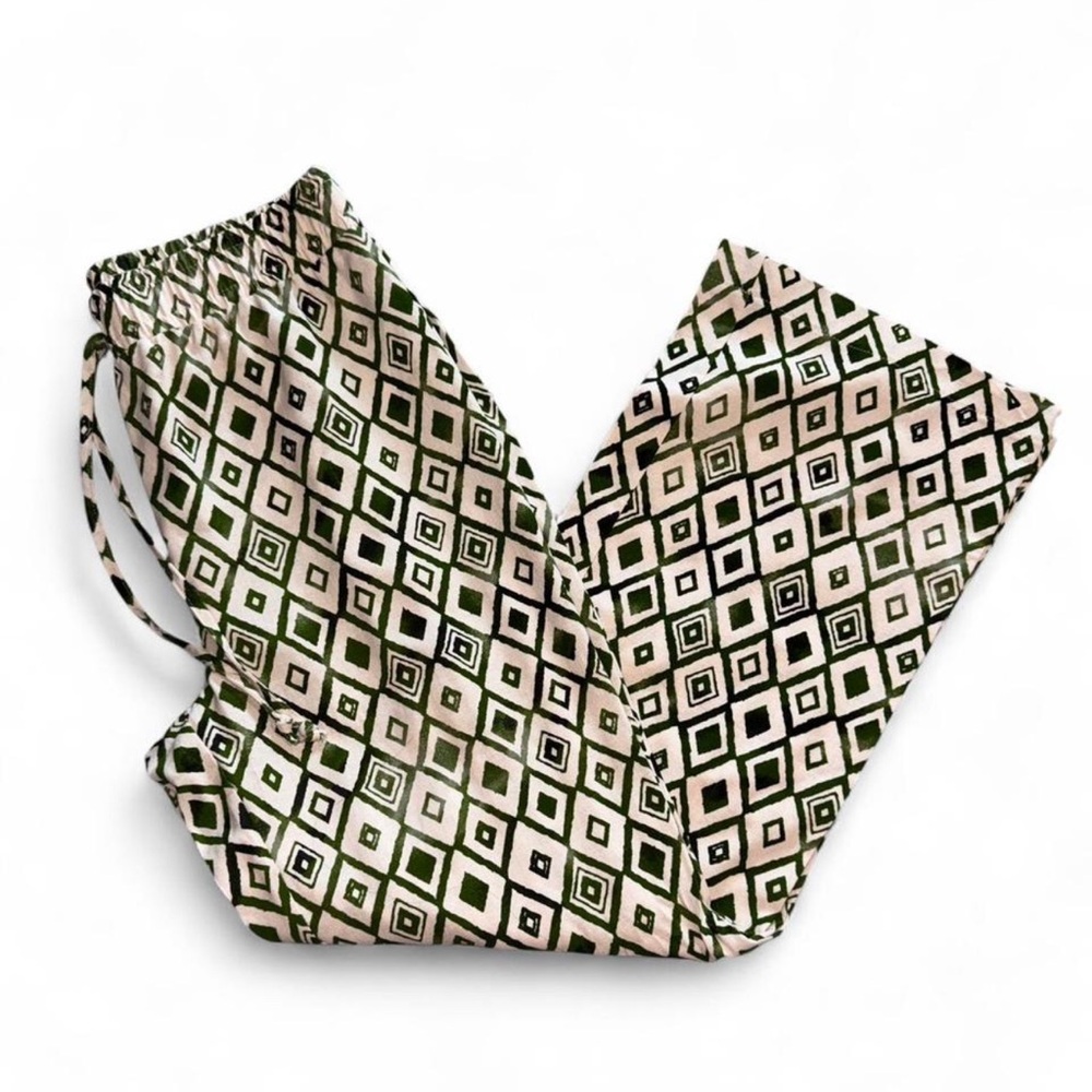 Messini women’s Wide Leg Pants in Green and Cream size M